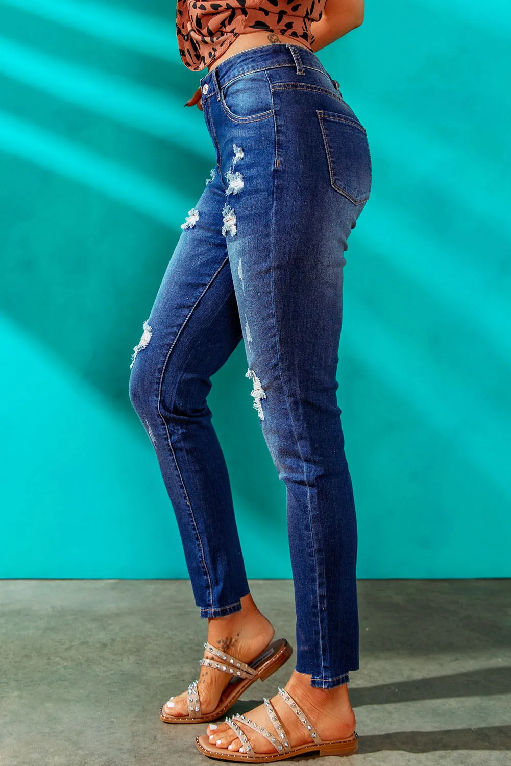 Distressed Frayed Skinny Jeans