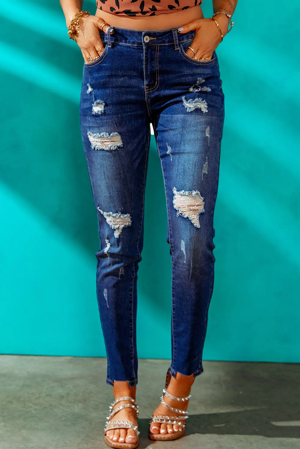 Distressed Frayed Skinny Jeans
