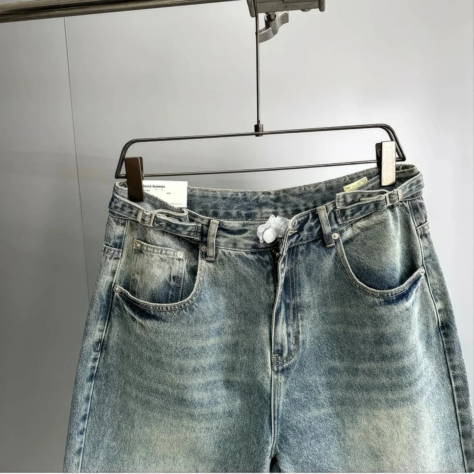 Distressed Wide-Leg 90's Baggy Blue Jeans