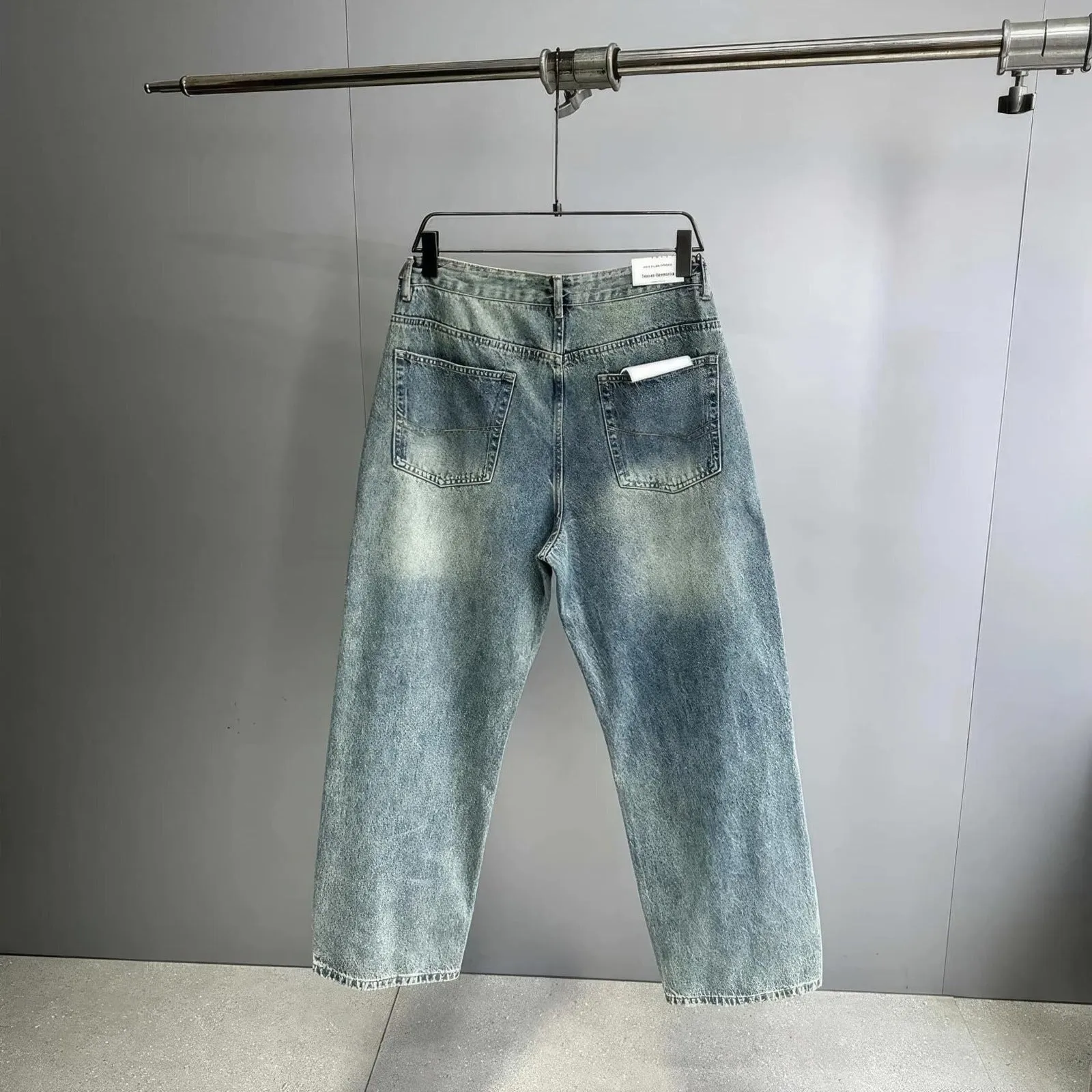 Distressed Wide-Leg 90's Baggy Blue Jeans