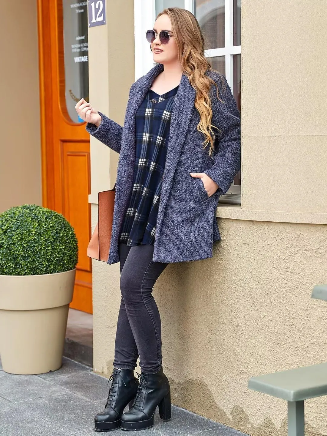LARACE Women Plus Size Tunic Tops Long Sleeve V Neck Blouse Loose Swing Basic Flowy T Shirt for Leggings